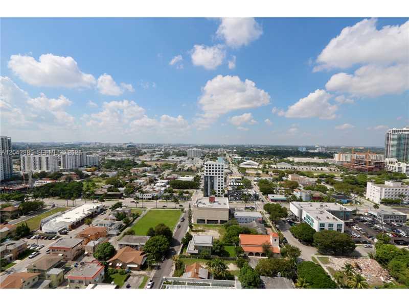 460 NE 28 STREET # 2805