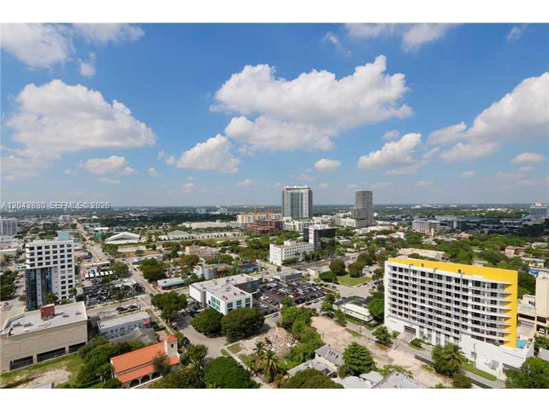 460 NE 28 STREET # 2805