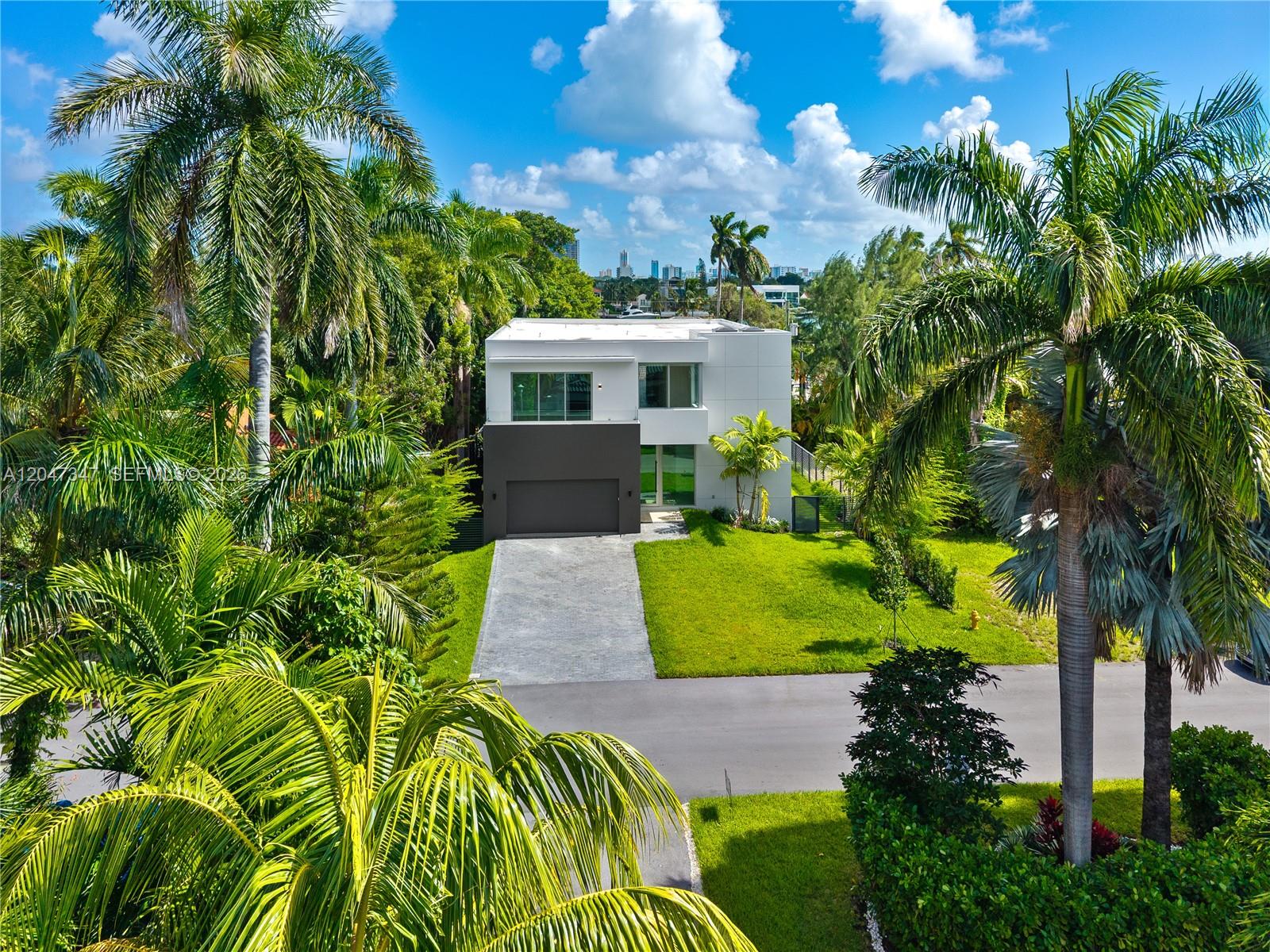 7701 Coquina Drive