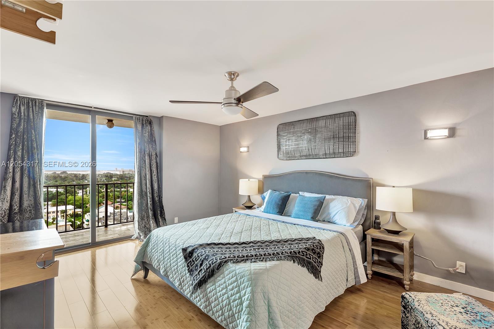 2625 Collins Ave # 1609