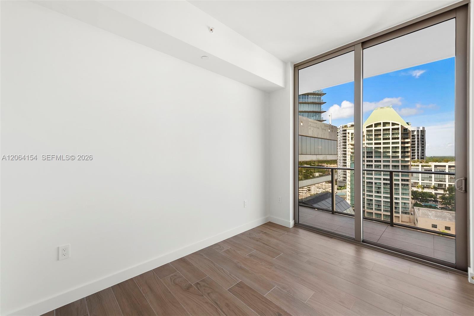 2678 Tigertail Ave # 1405