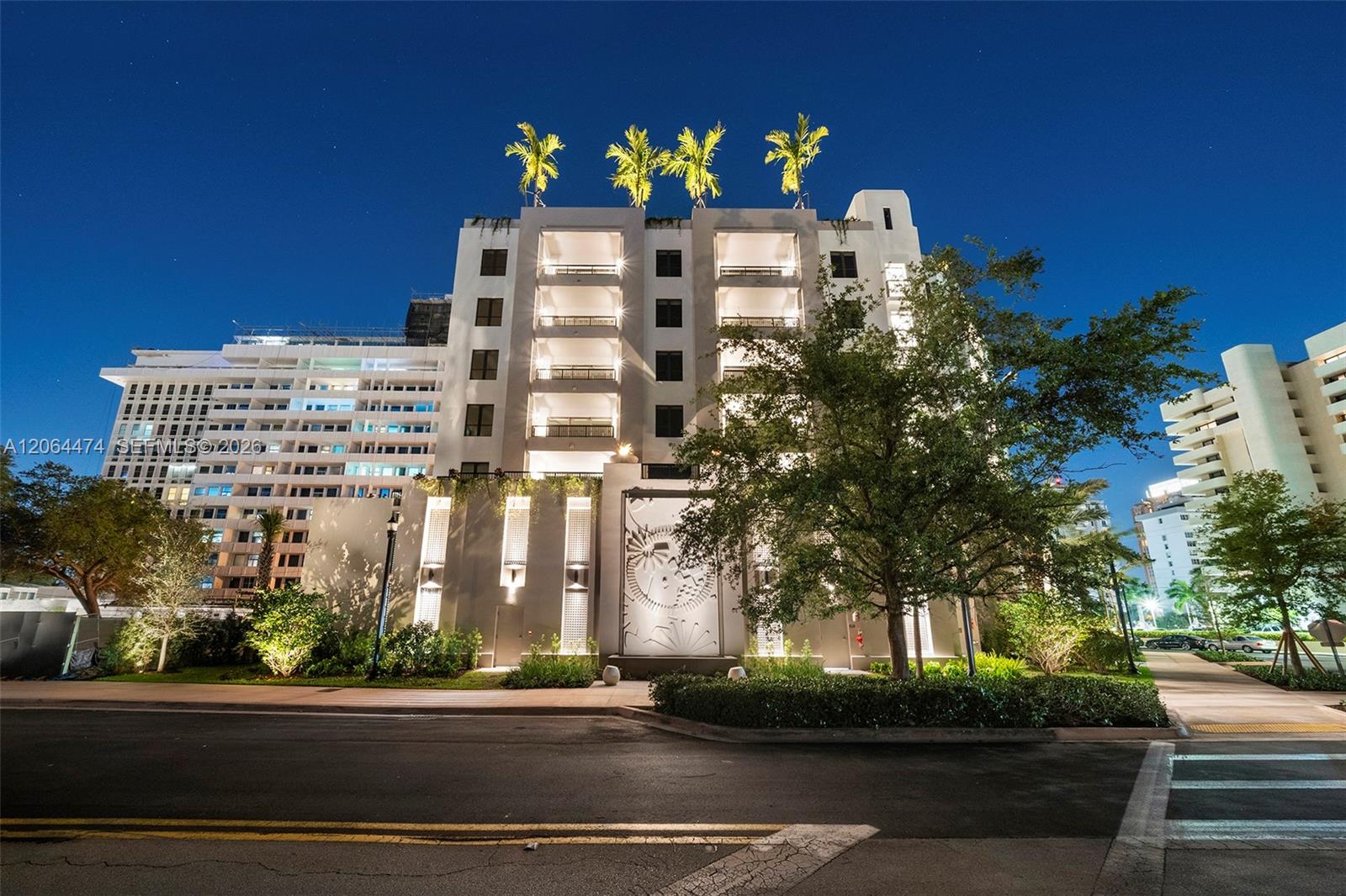 701 Valencia Ave # 401
