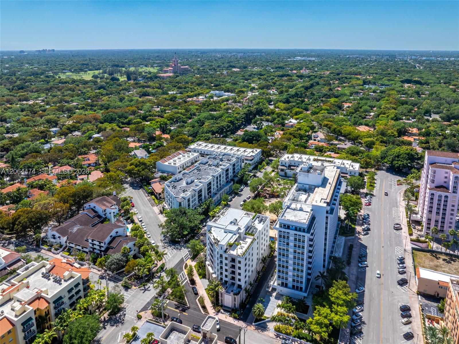 701 Valencia Ave # 401
