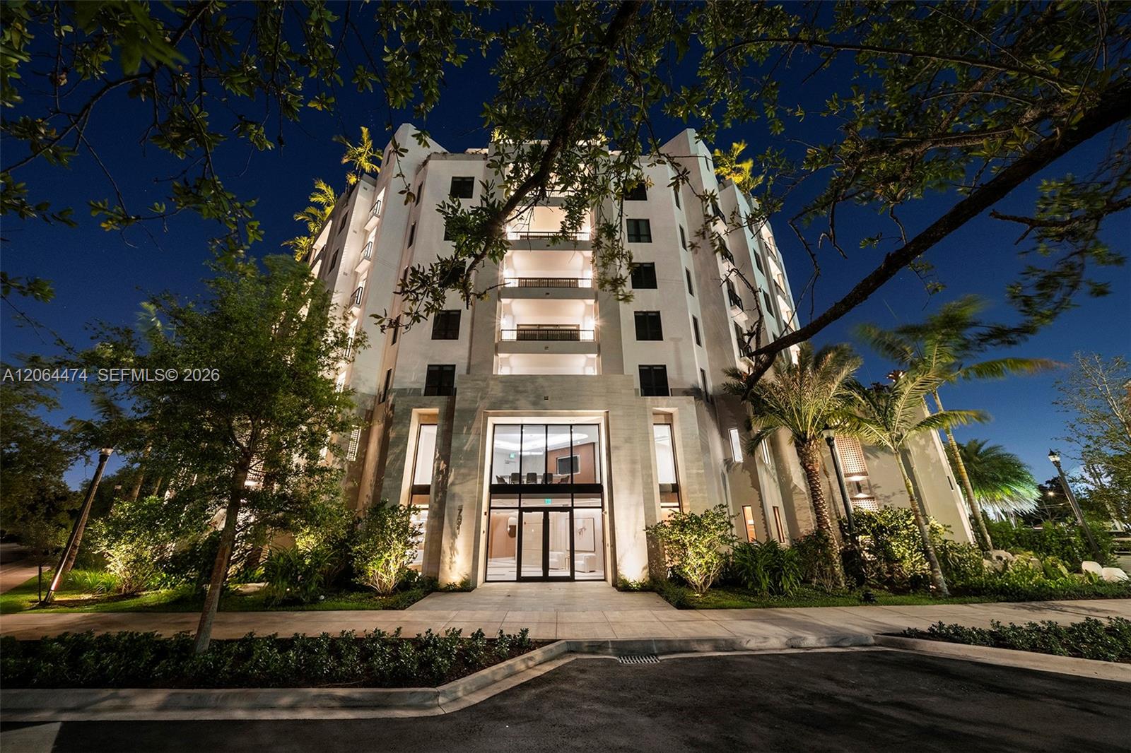 701 Valencia Ave # 401