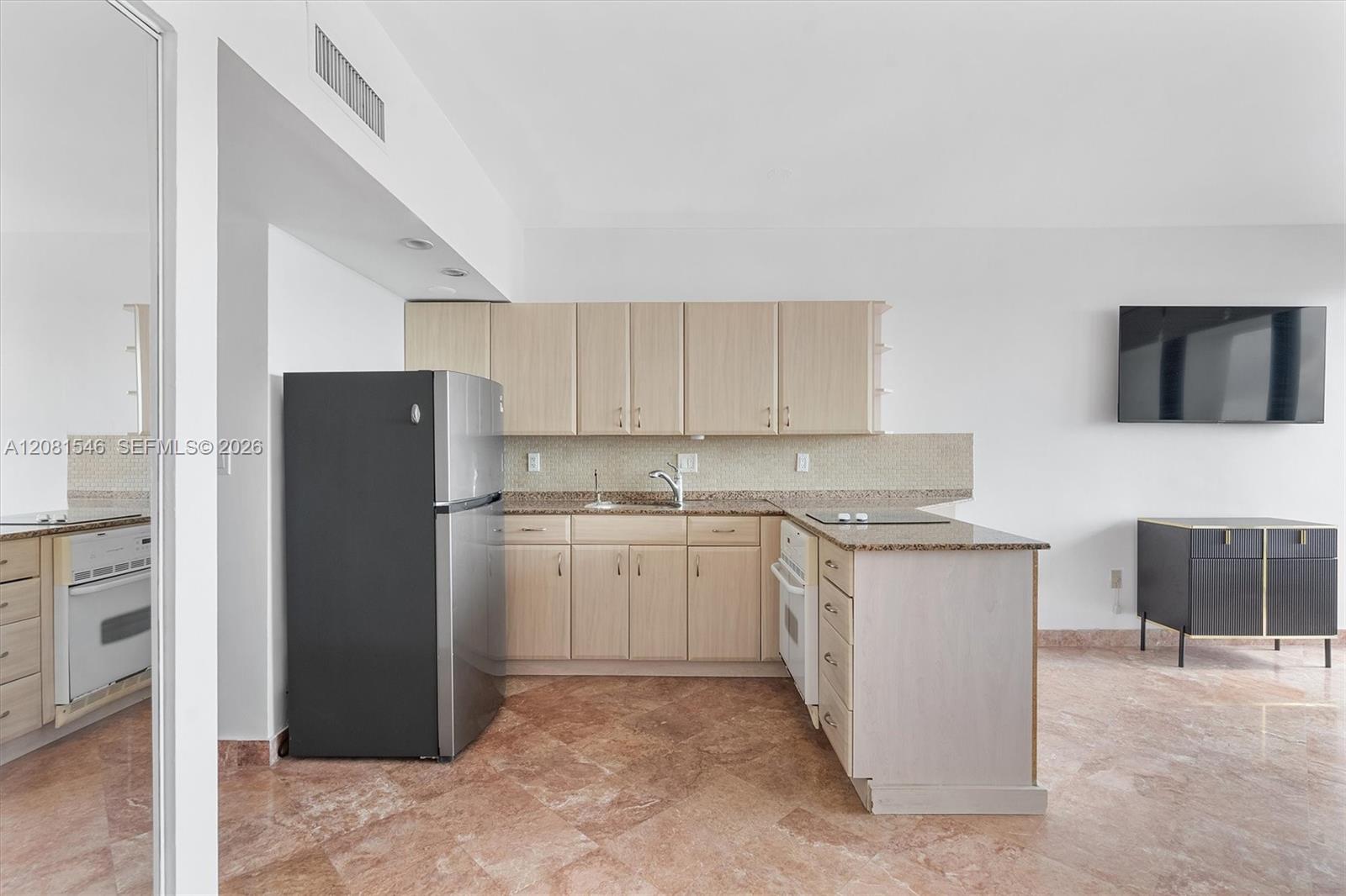 555 NE 15th St # 515
