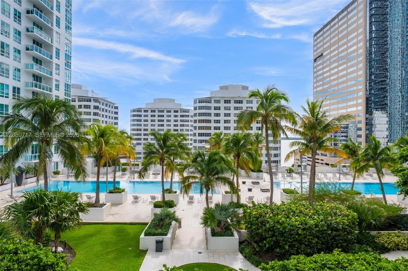 951 Brickell Ave # 1202