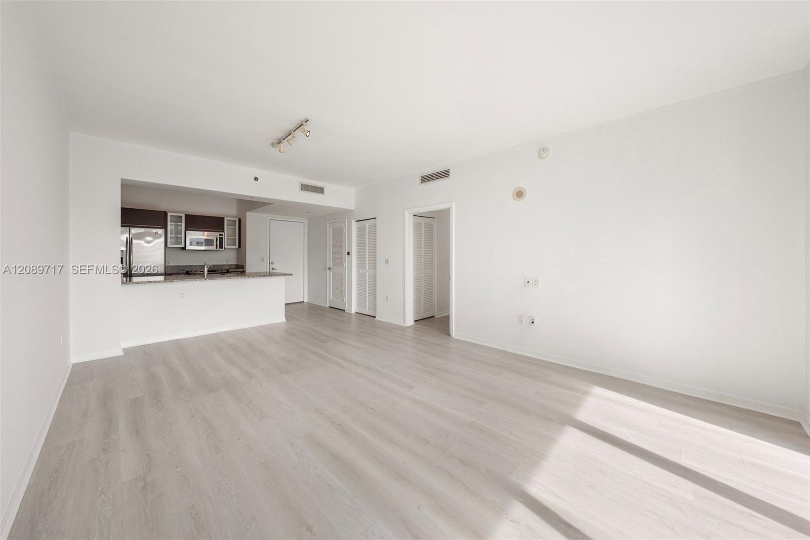 951 Brickell Ave # 1202