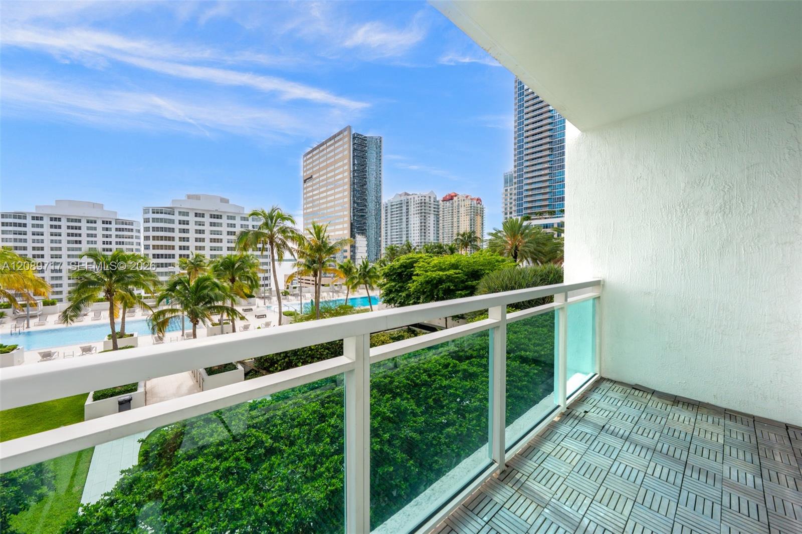 951 Brickell Ave # 1202