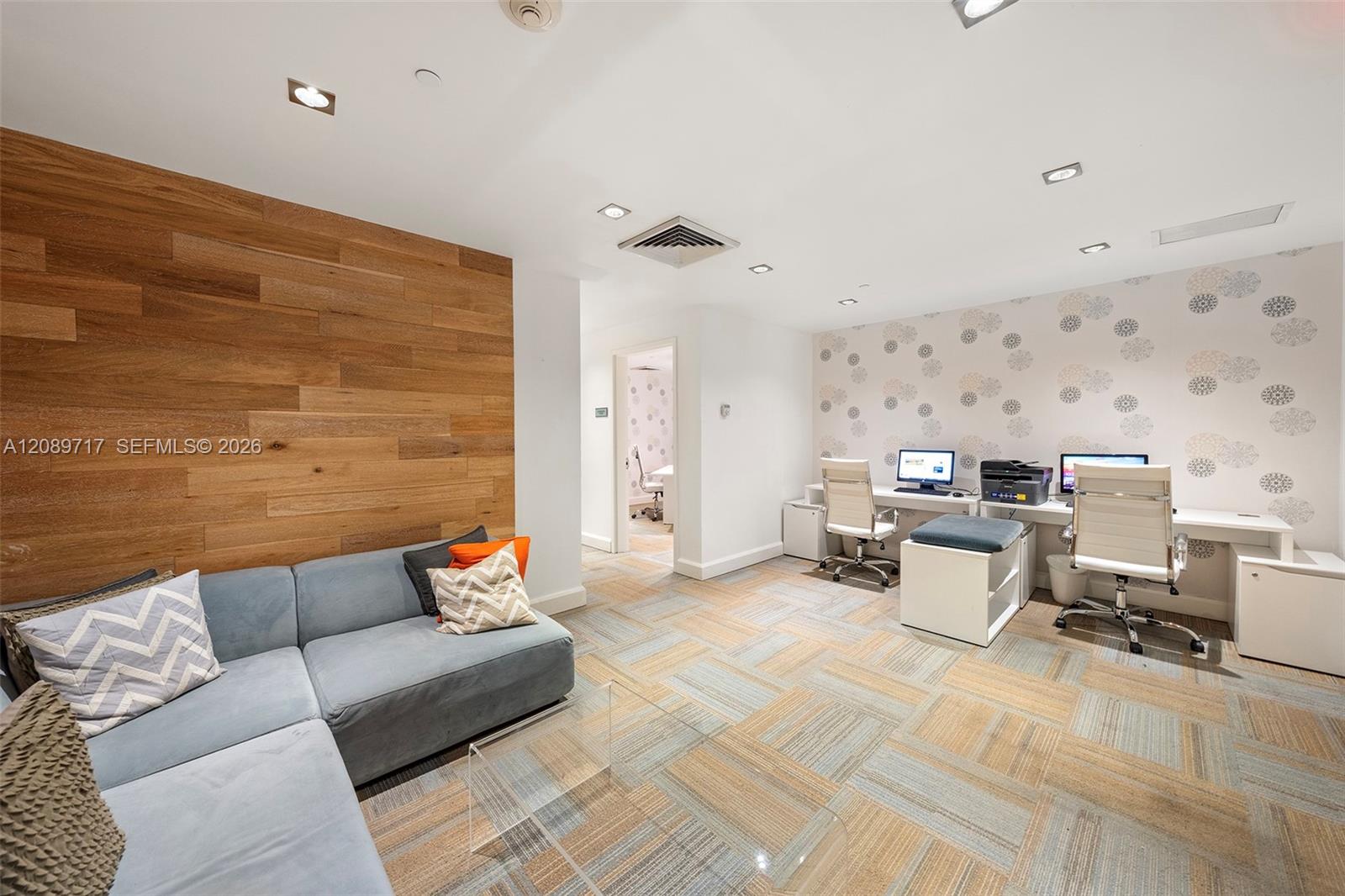 951 Brickell Ave # 1202