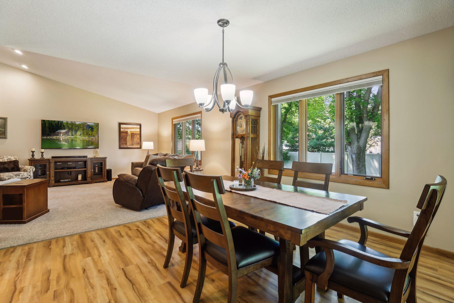 2228 Daisy Court