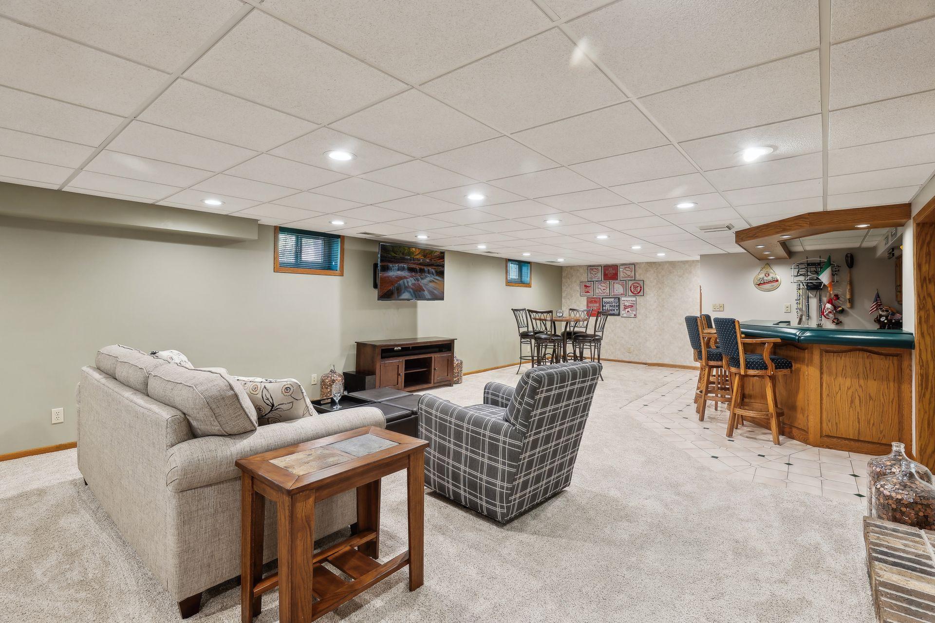 2228 Daisy Court