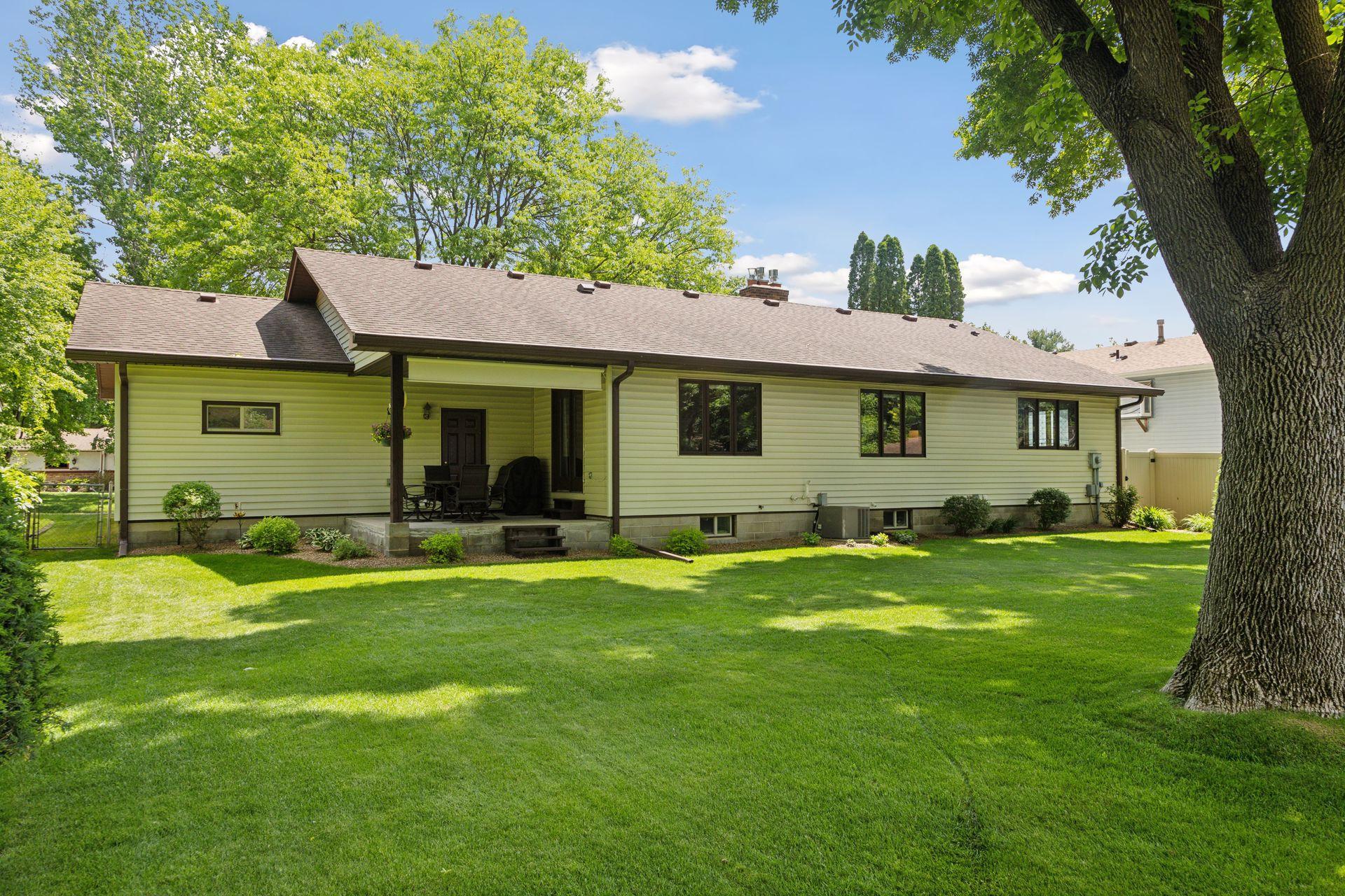 2228 Daisy Court