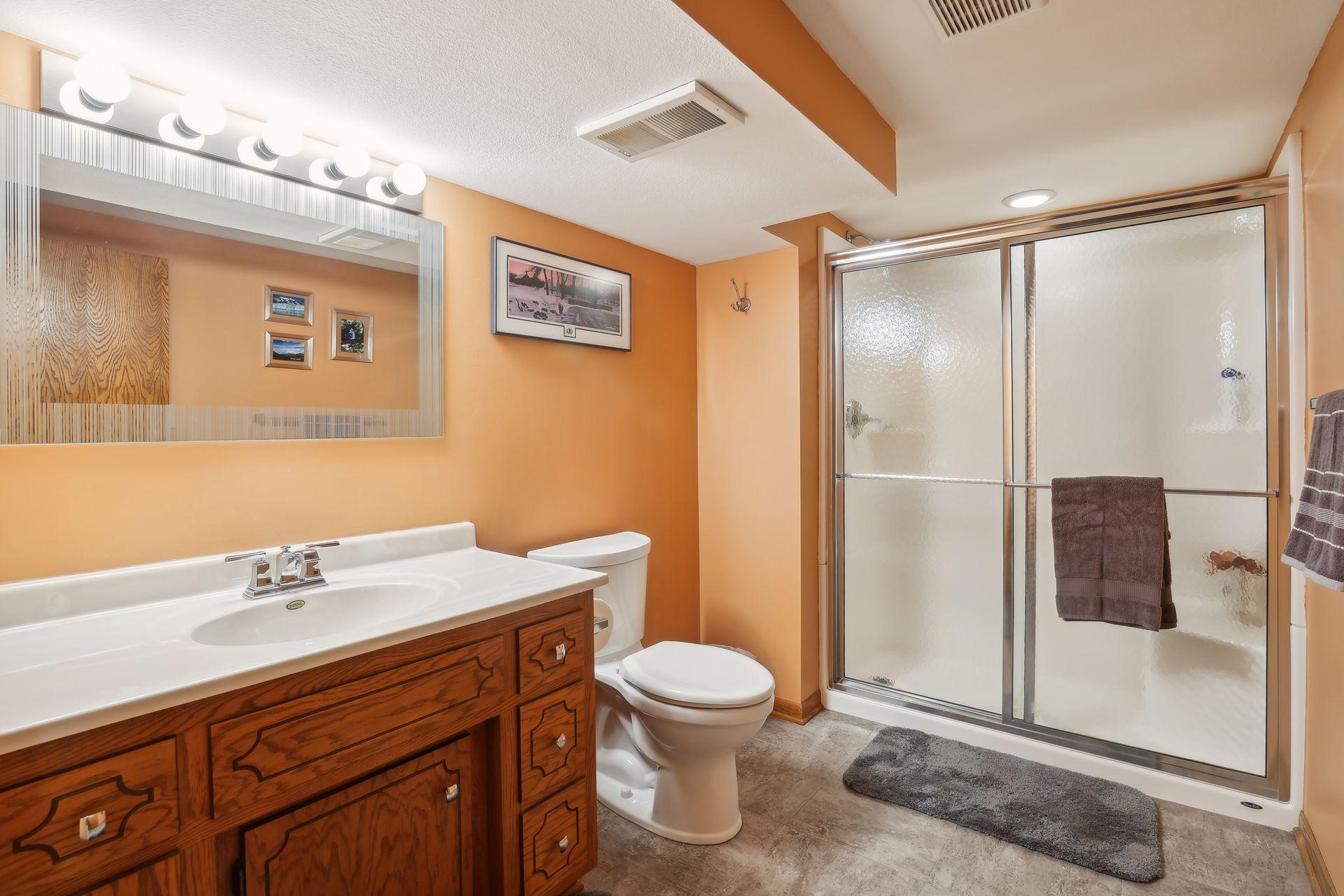 2228 Daisy Court