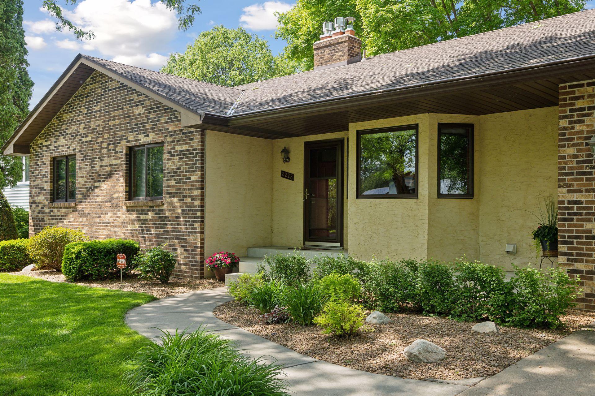 2228 Daisy Court