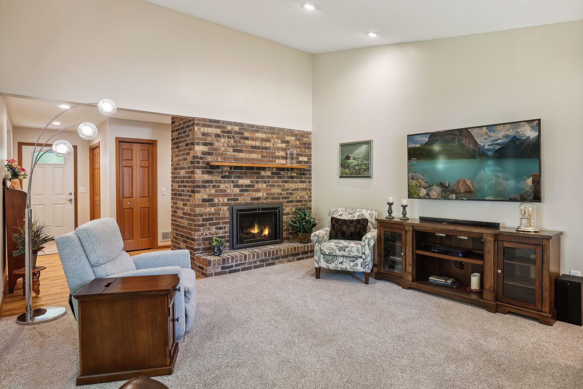2228 Daisy Court