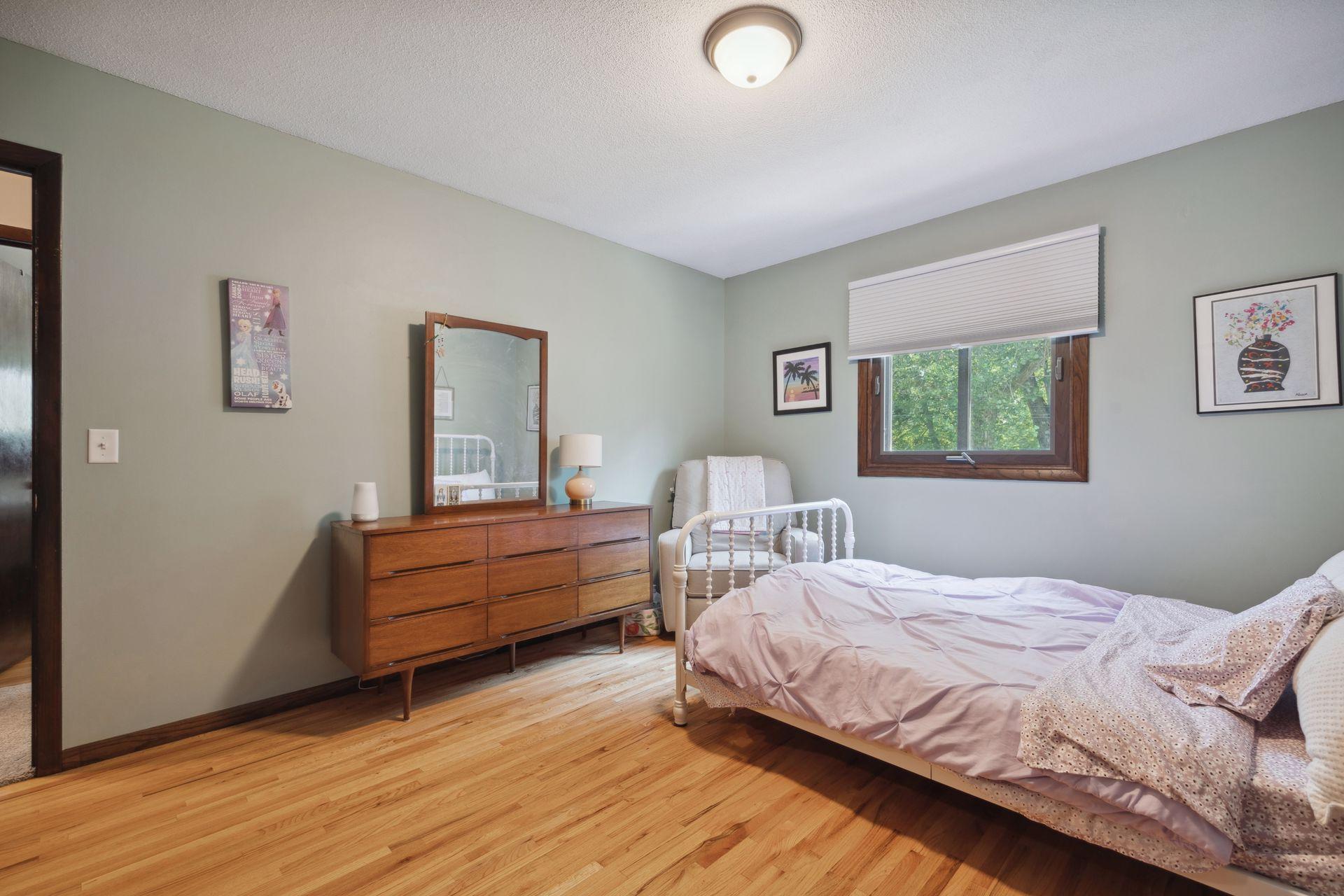 5130 Greenwood Drive