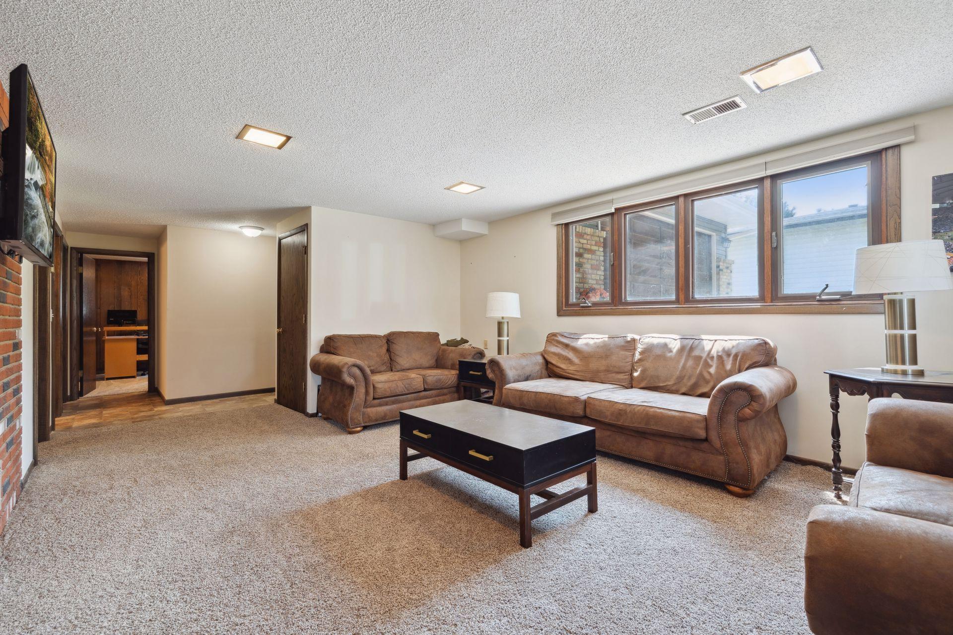 5130 Greenwood Drive