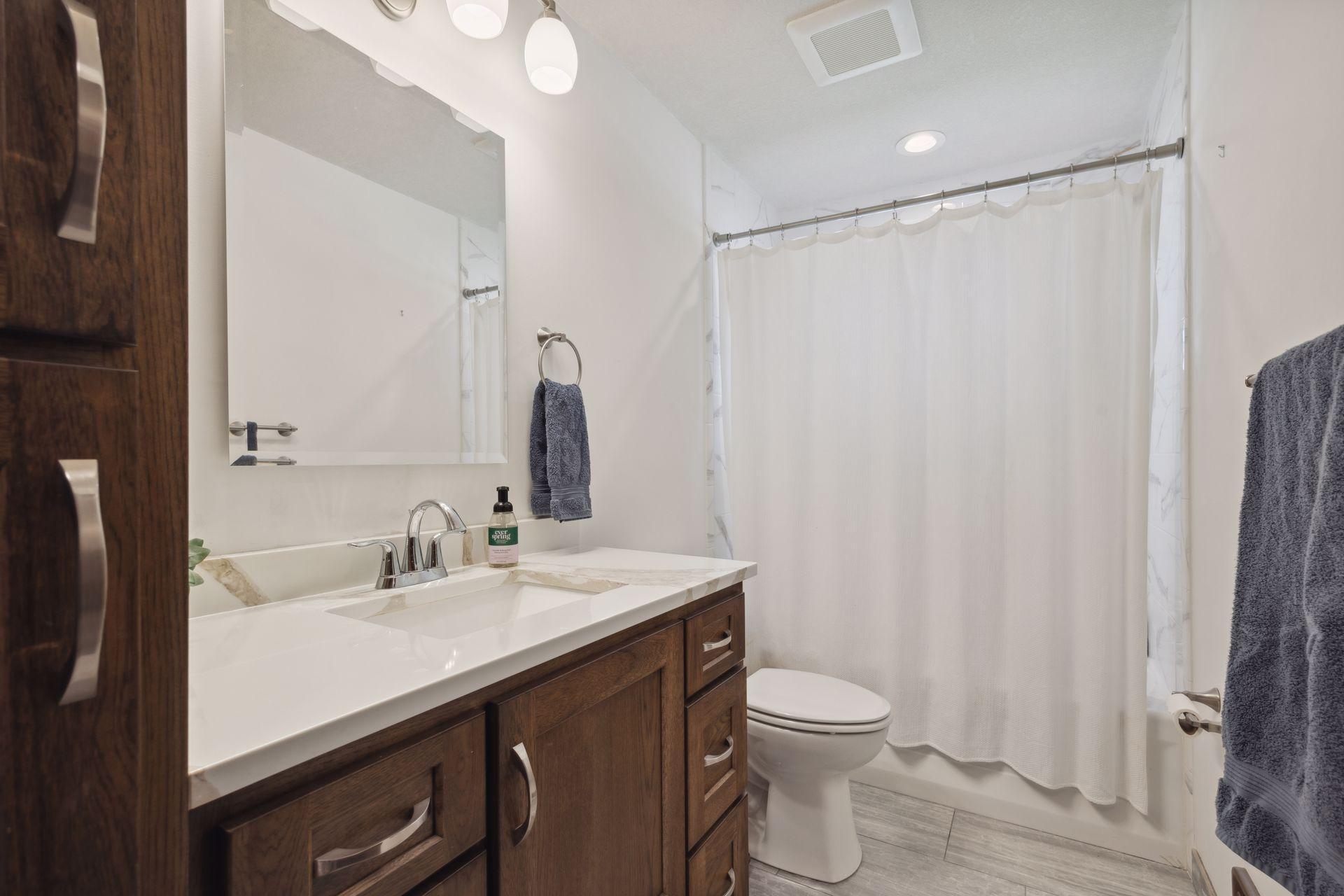 5130 Greenwood Drive