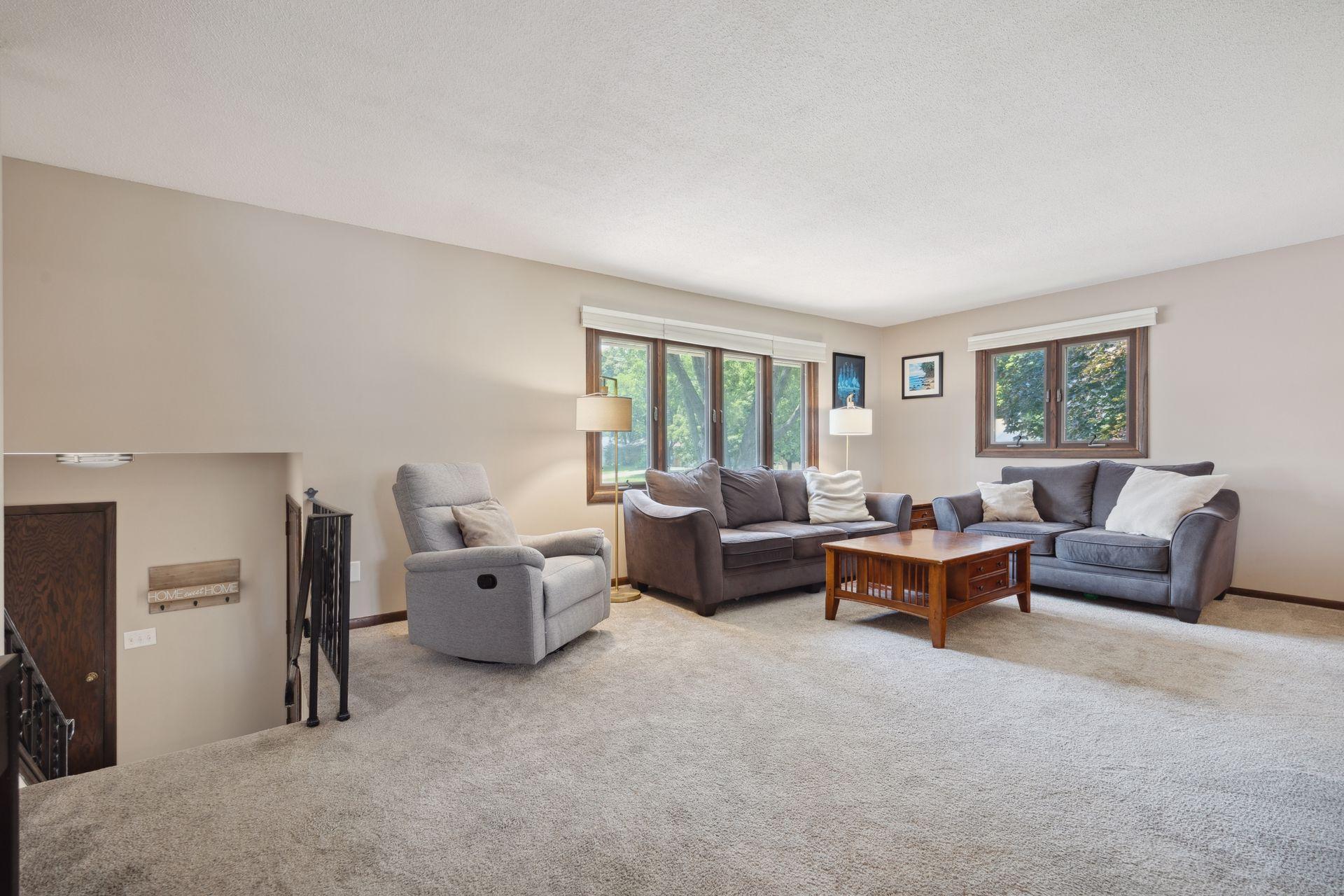 5130 Greenwood Drive