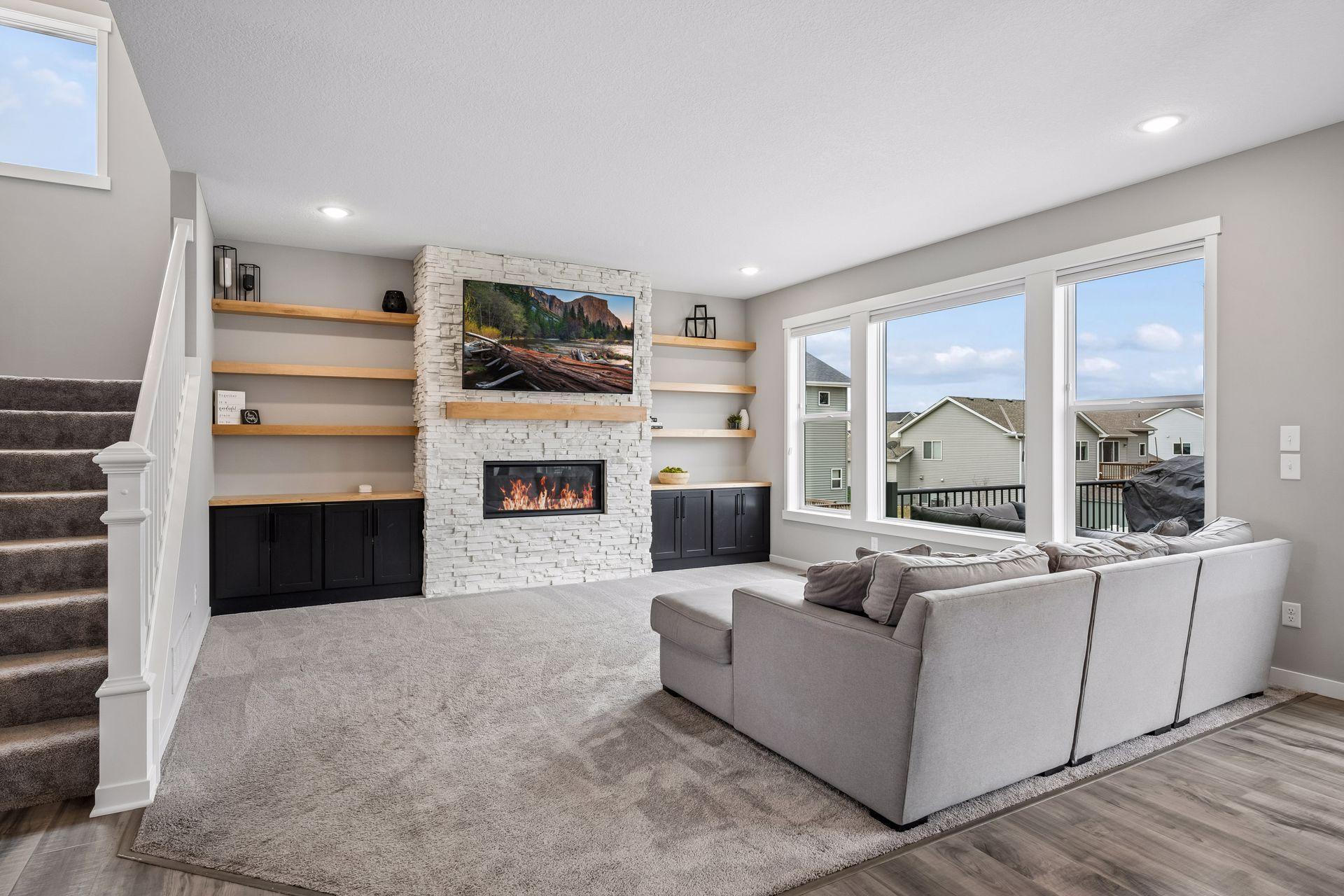 12760 Guadalcanal Street NE