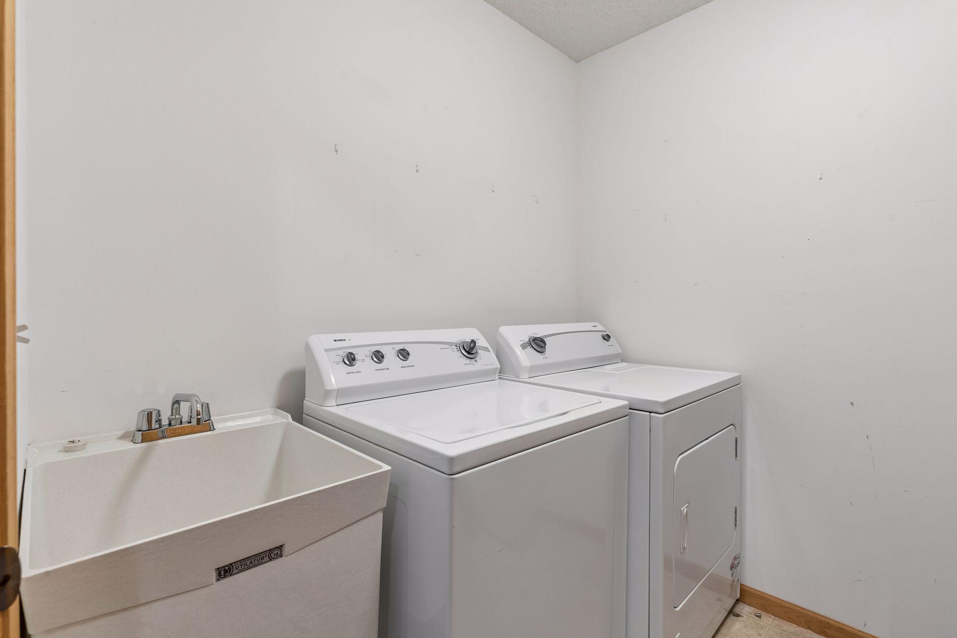 12726 Ivywood Street NW