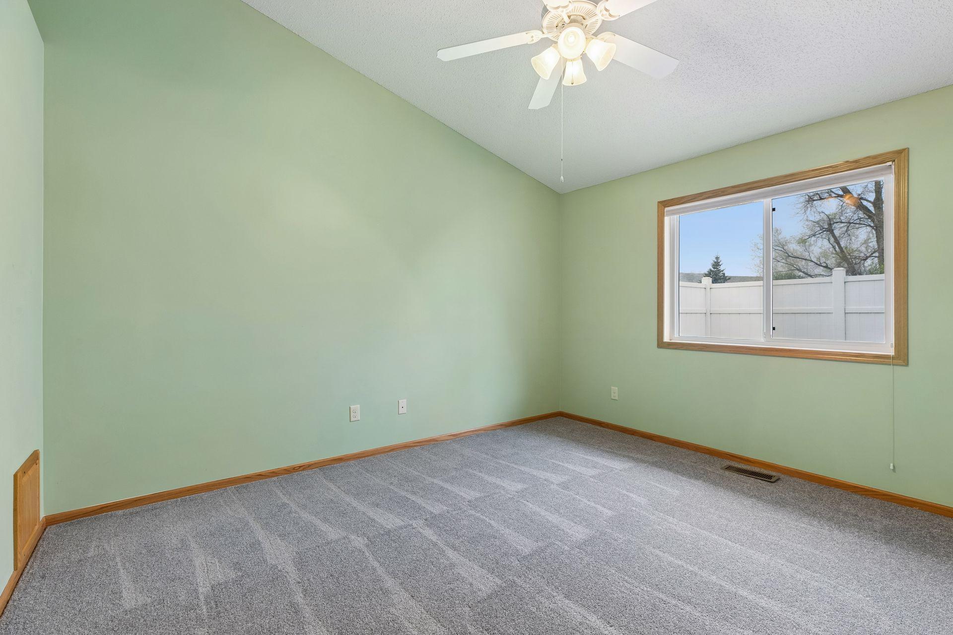 12726 Ivywood Street NW