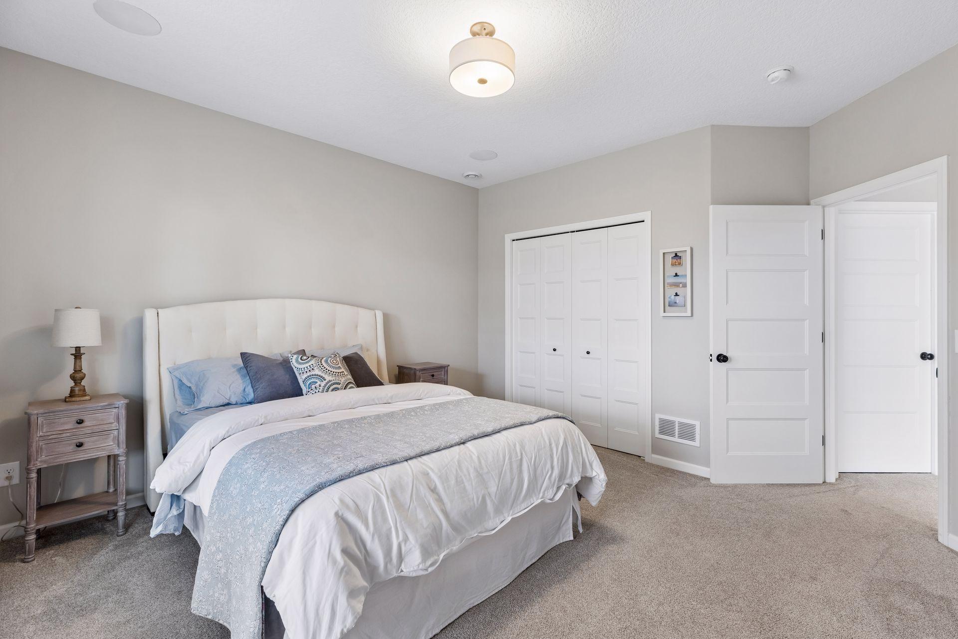 11821 Linden Court N