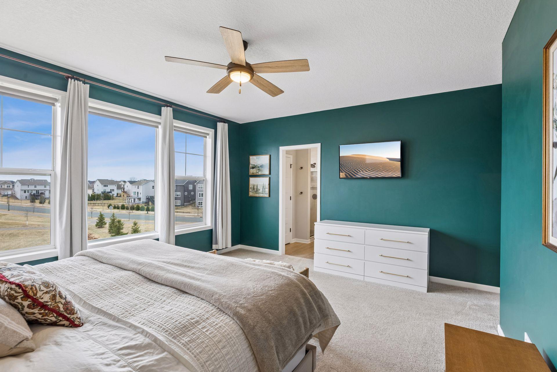 11821 Linden Court N