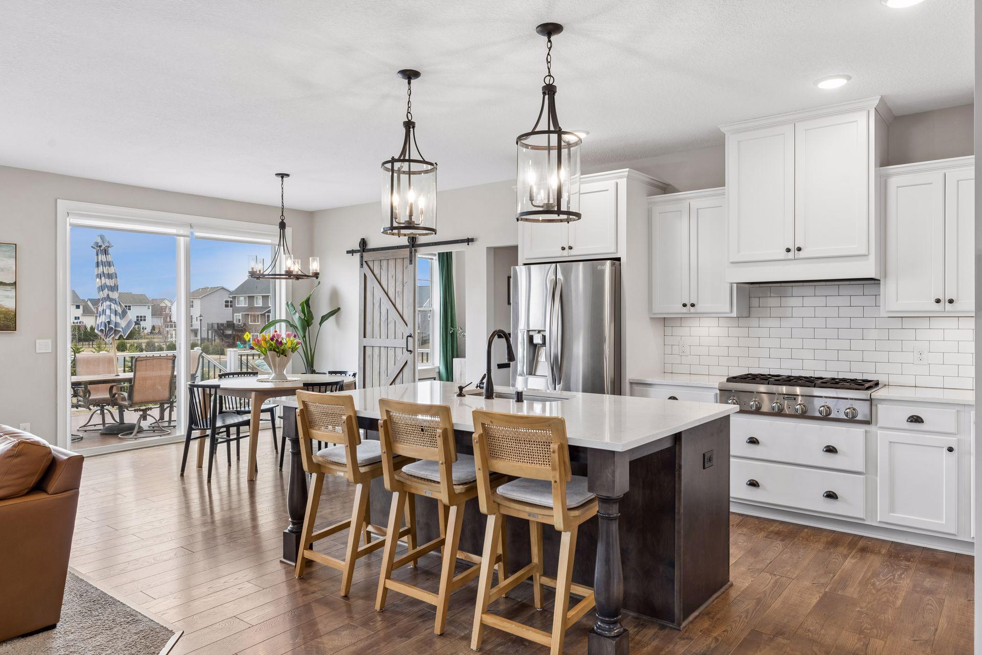 11821 Linden Court N