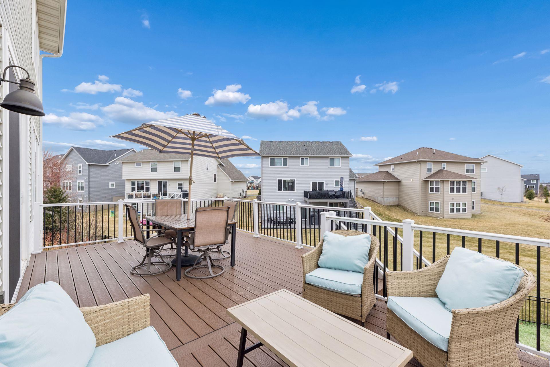 11821 Linden Court N