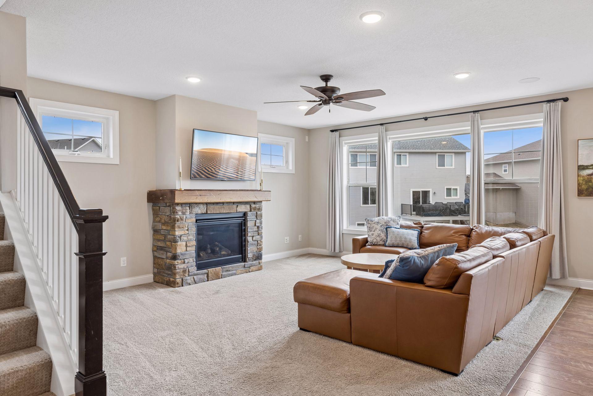 11821 Linden Court N