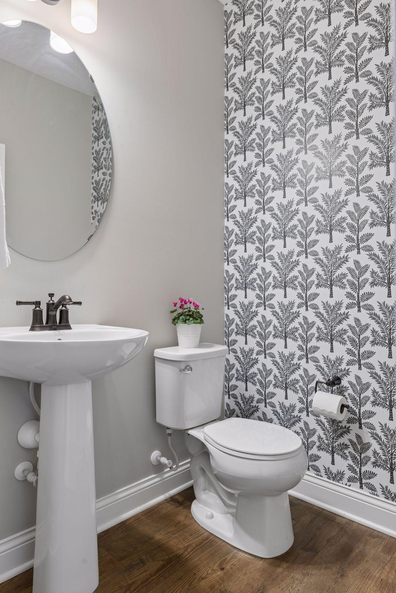 11821 Linden Court N