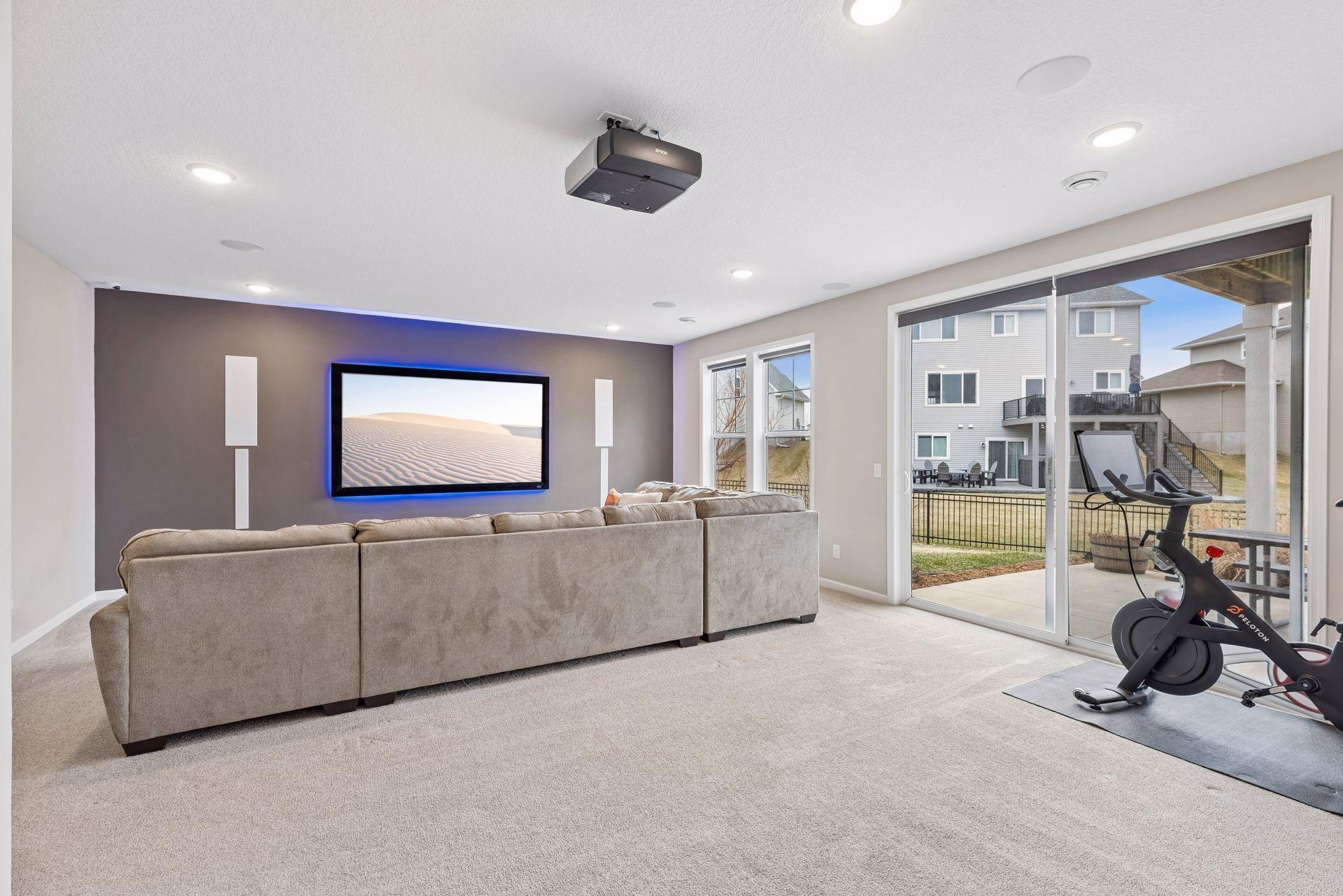 11821 Linden Court N