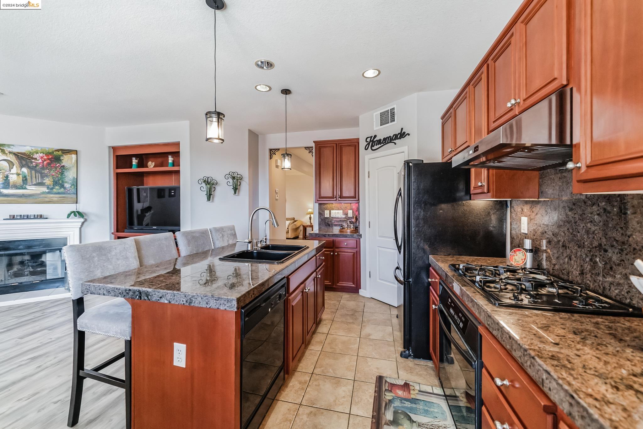 8109 Carlisle Way