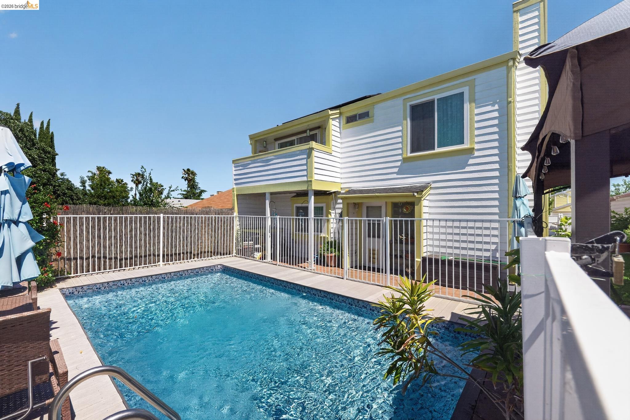 3320 Streamwood Ct