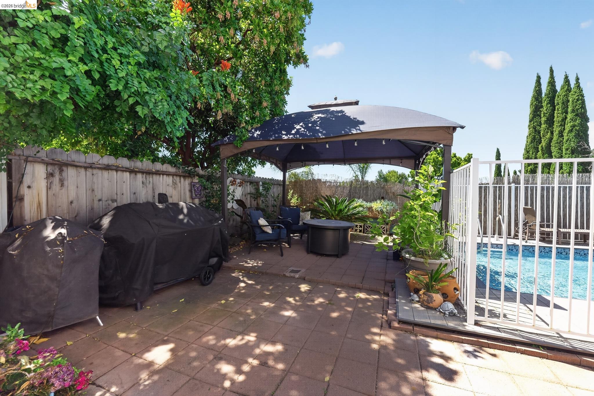 3320 Streamwood Ct