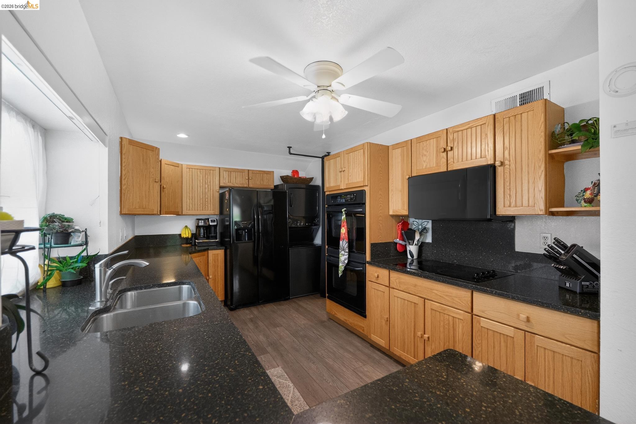 3320 Streamwood Ct