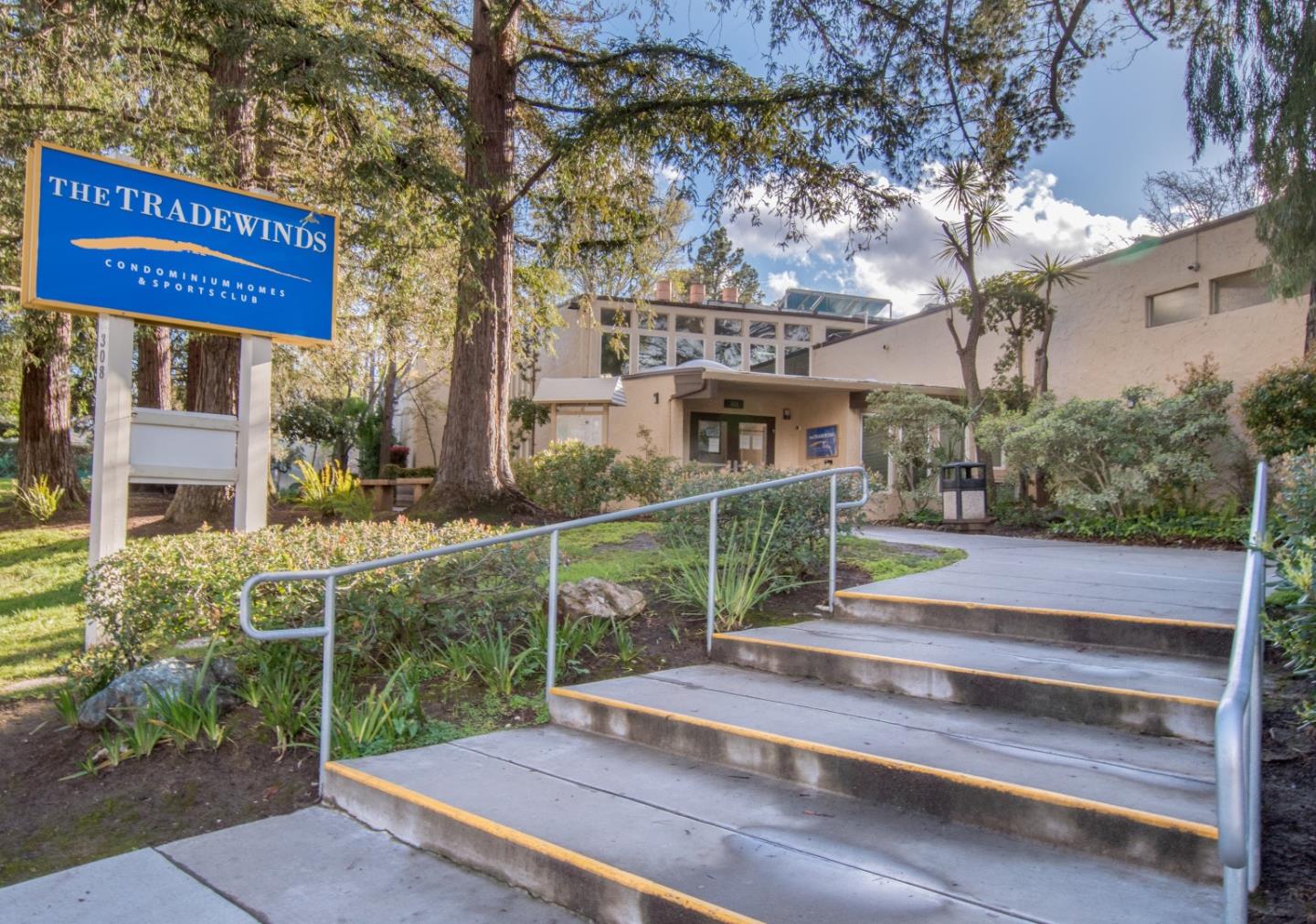 292 Tradewinds DR 16