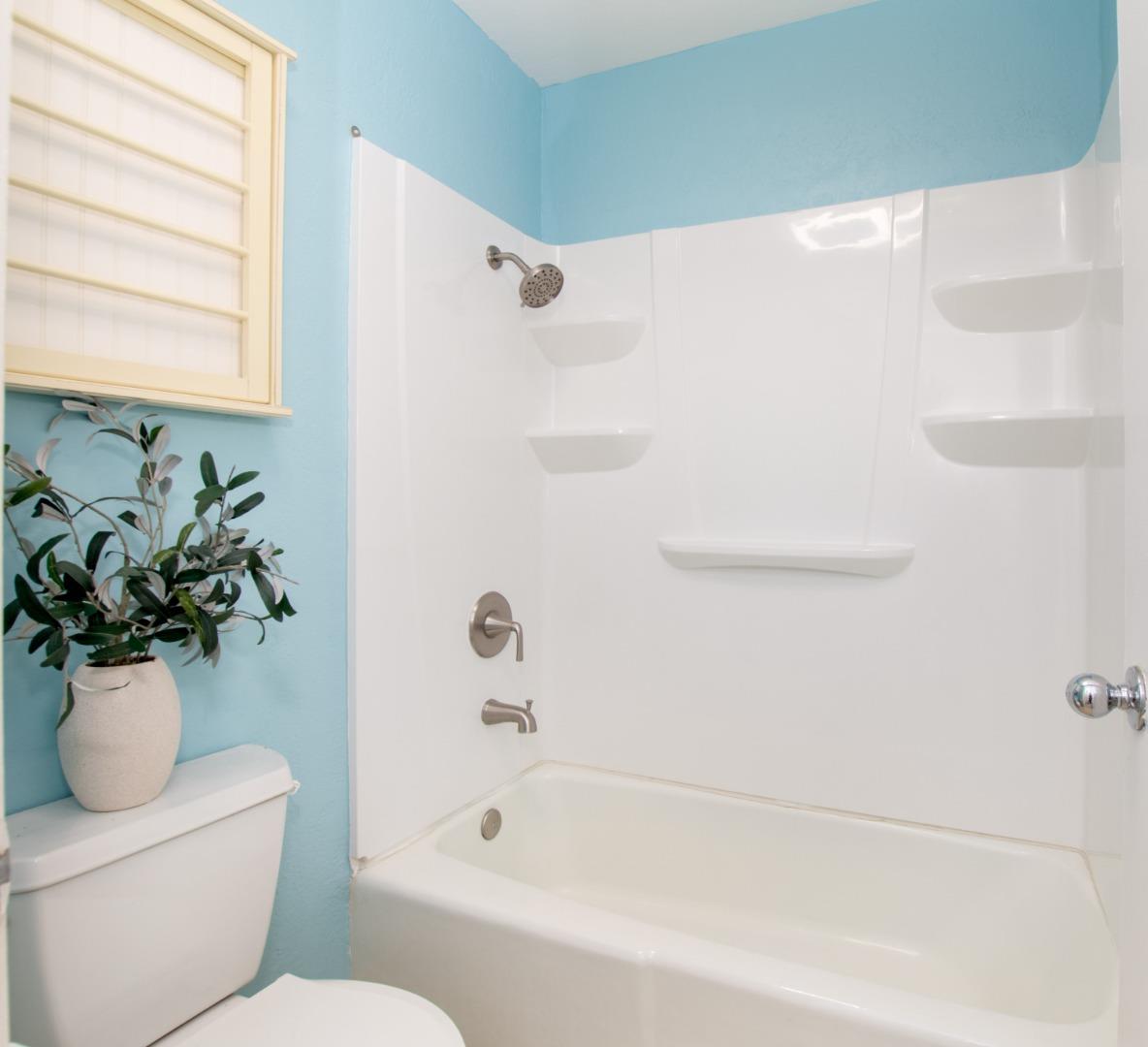 292 Tradewinds DR 16