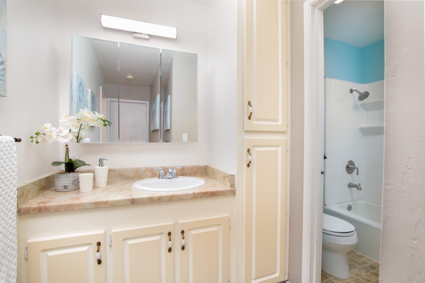 292 Tradewinds DR 16