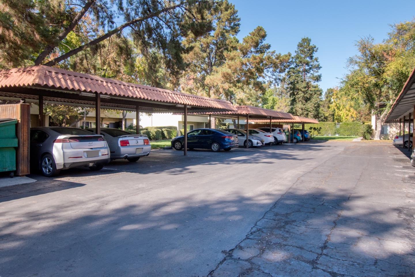 292 Tradewinds DR 16