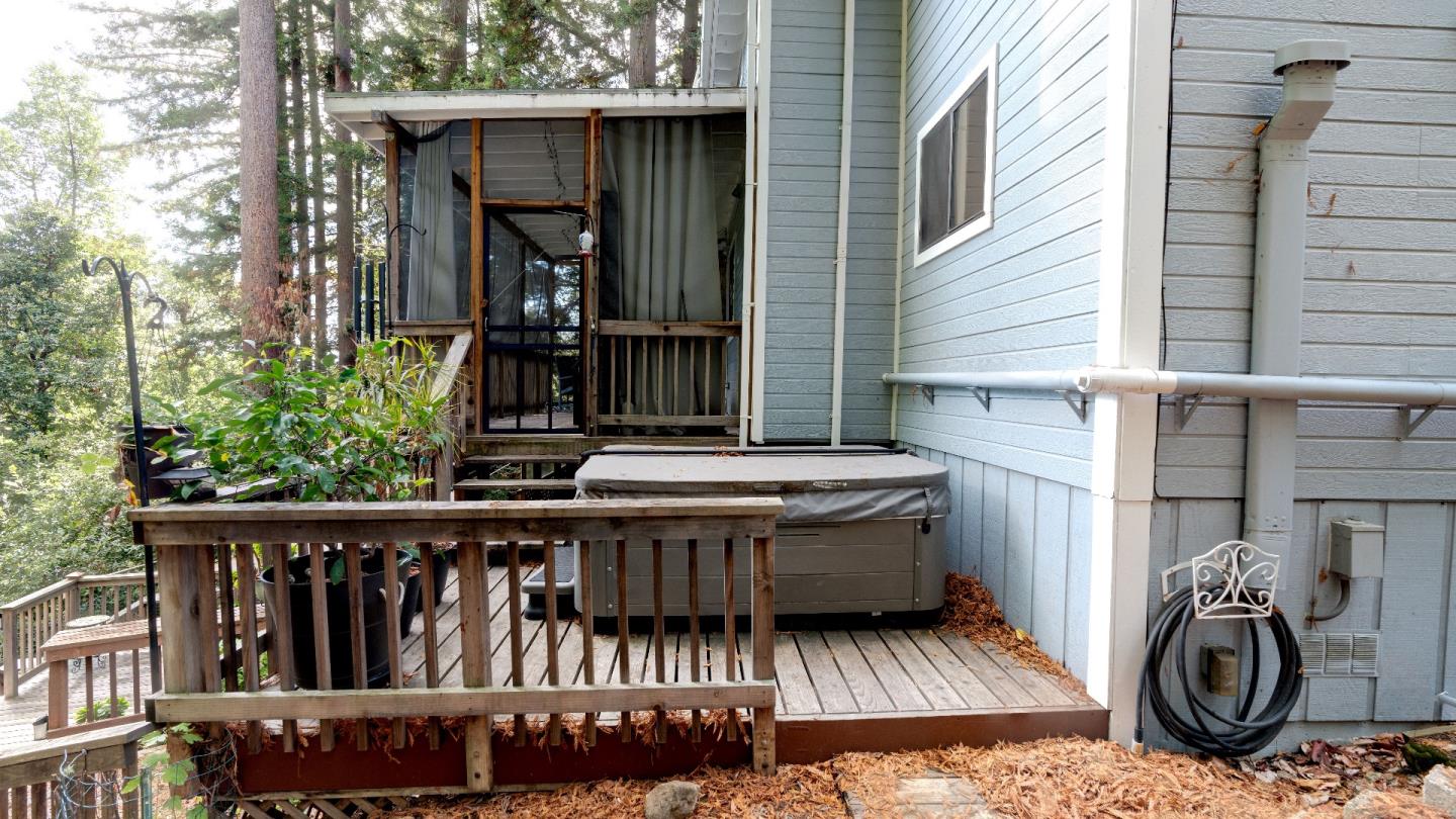 16239 Long Branch RD