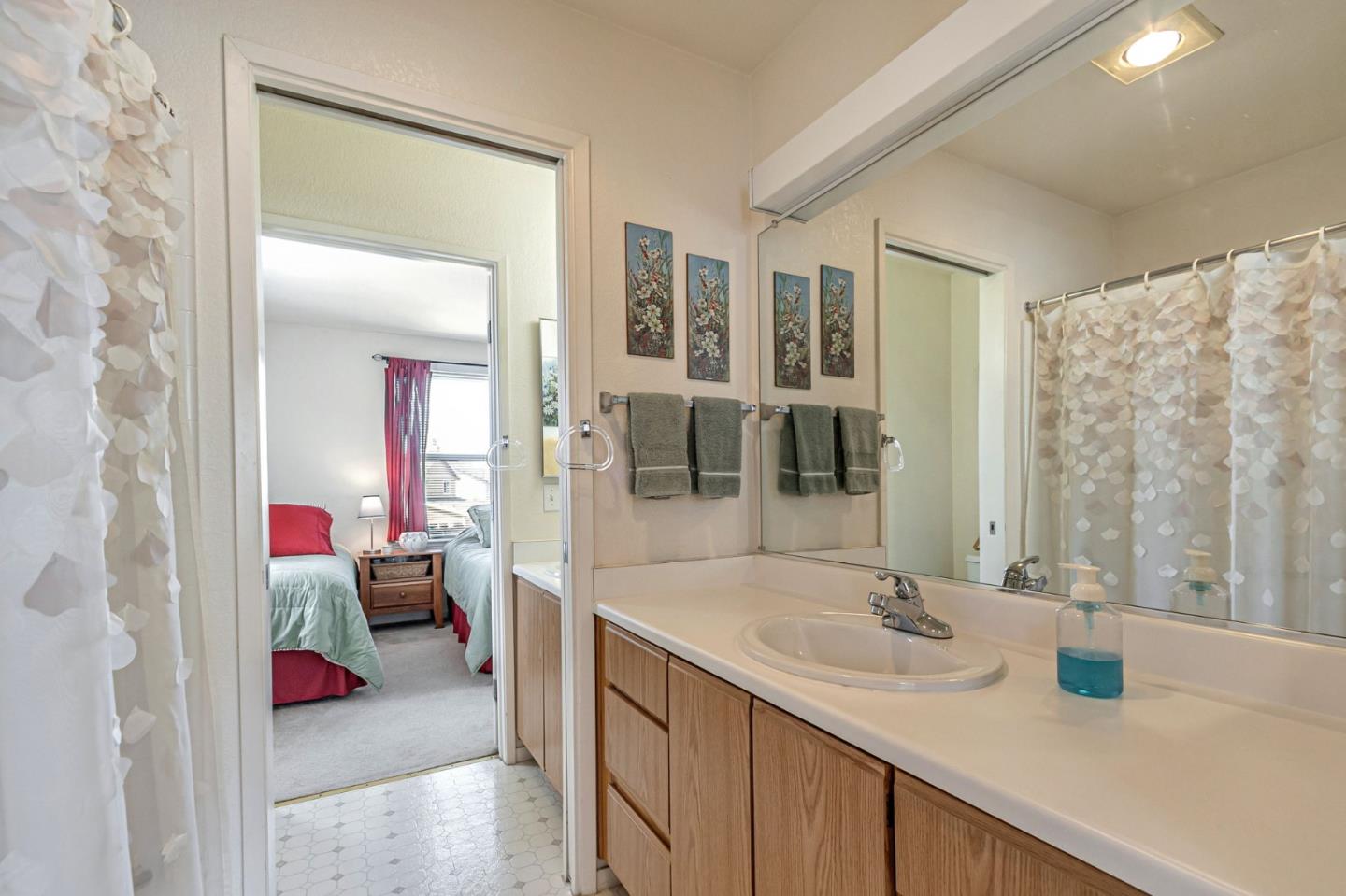 2045 East San Antonio Street