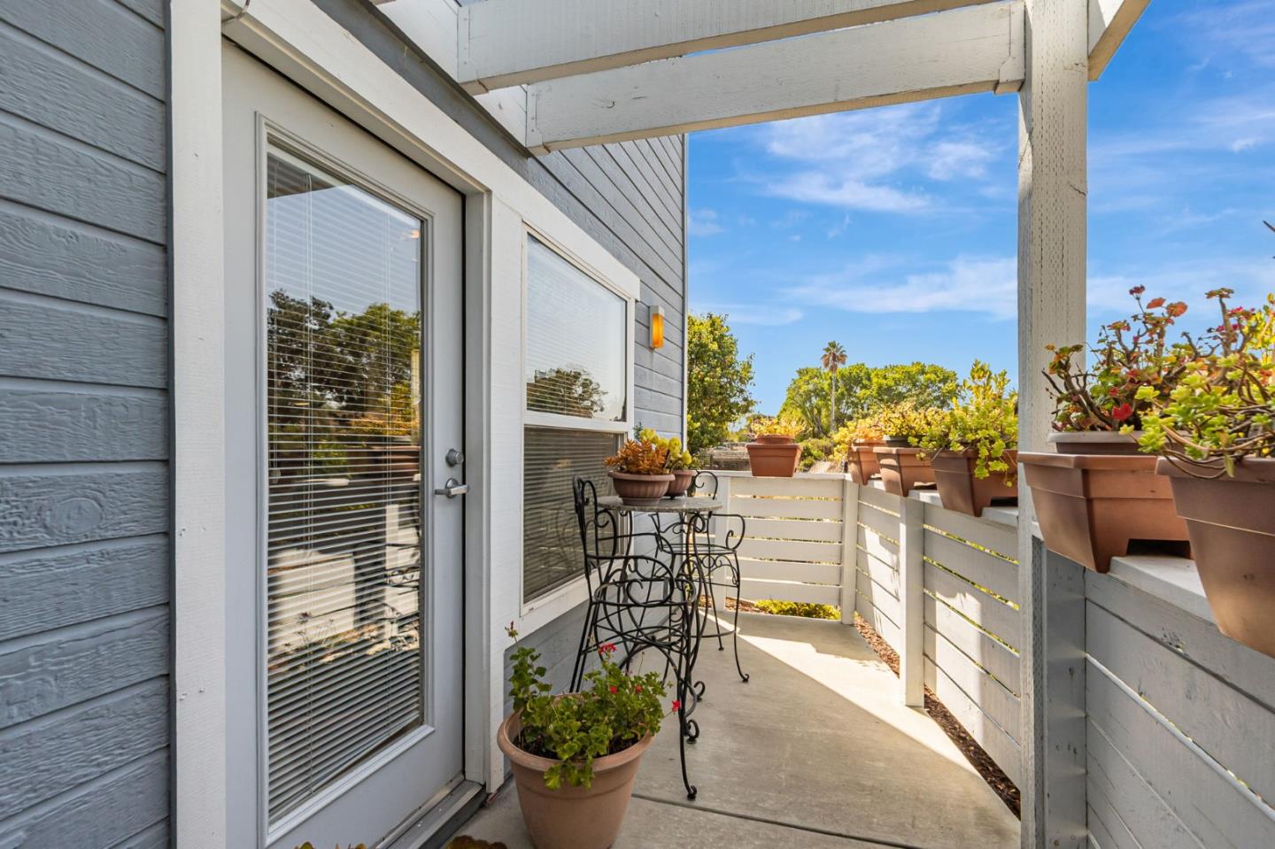 2045 East San Antonio Street