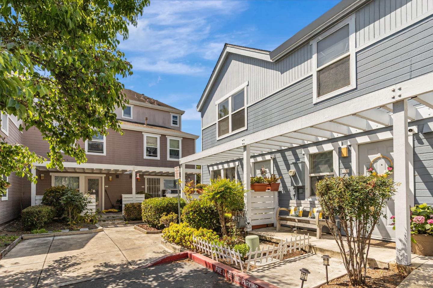 2045 East San Antonio Street