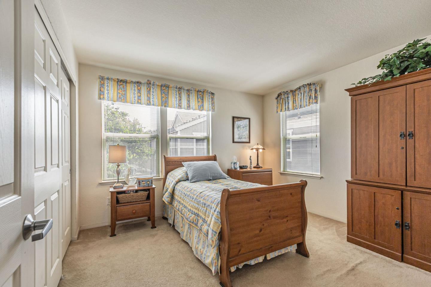 2045 East San Antonio Street