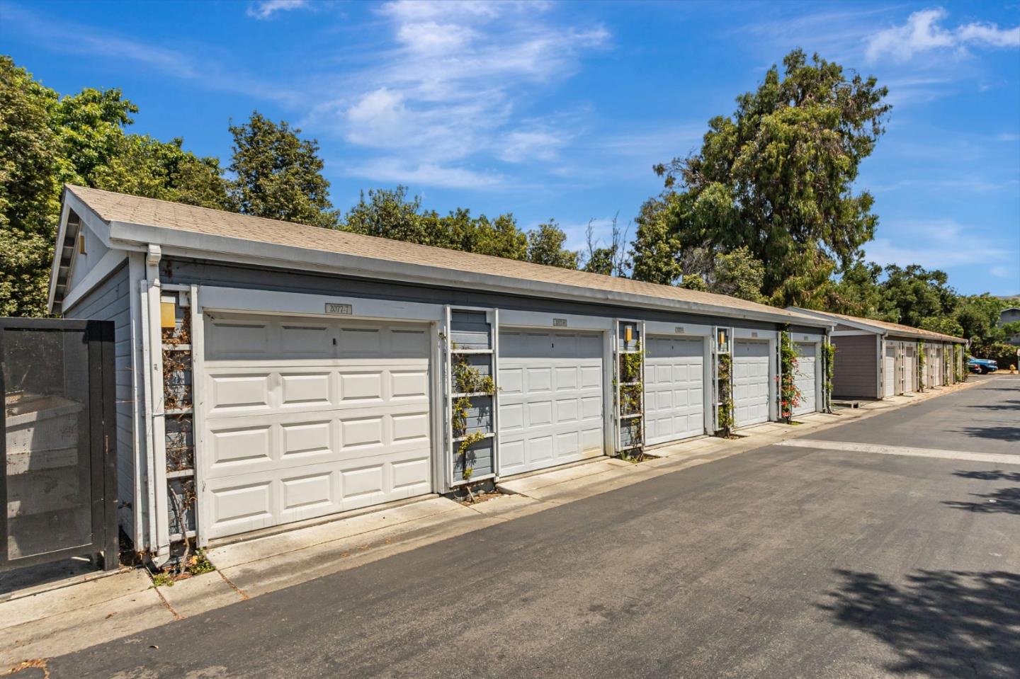 2045 East San Antonio Street