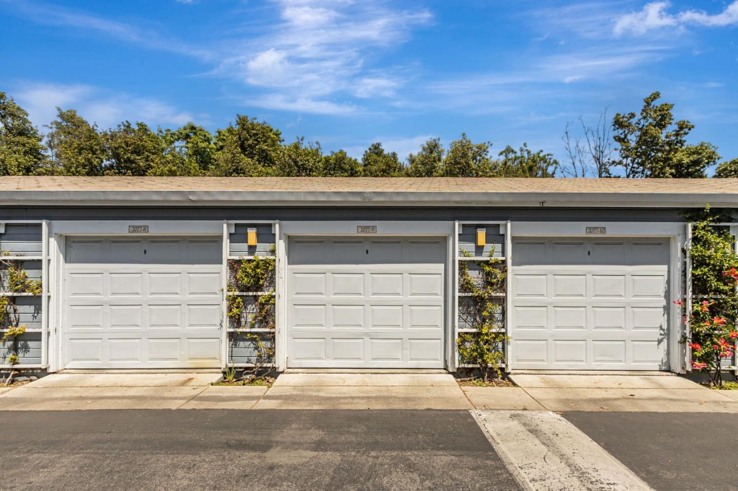 2045 East San Antonio Street