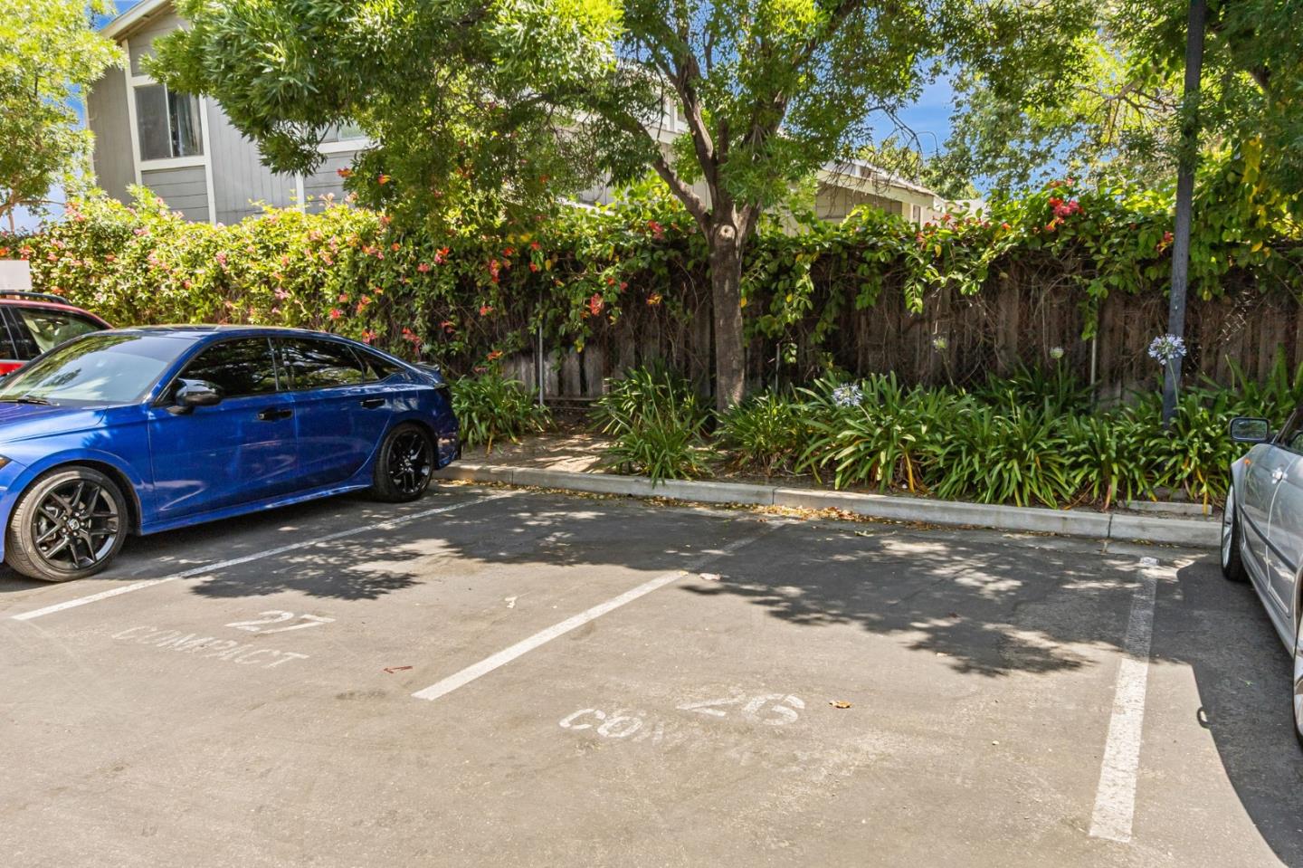 2045 East San Antonio Street