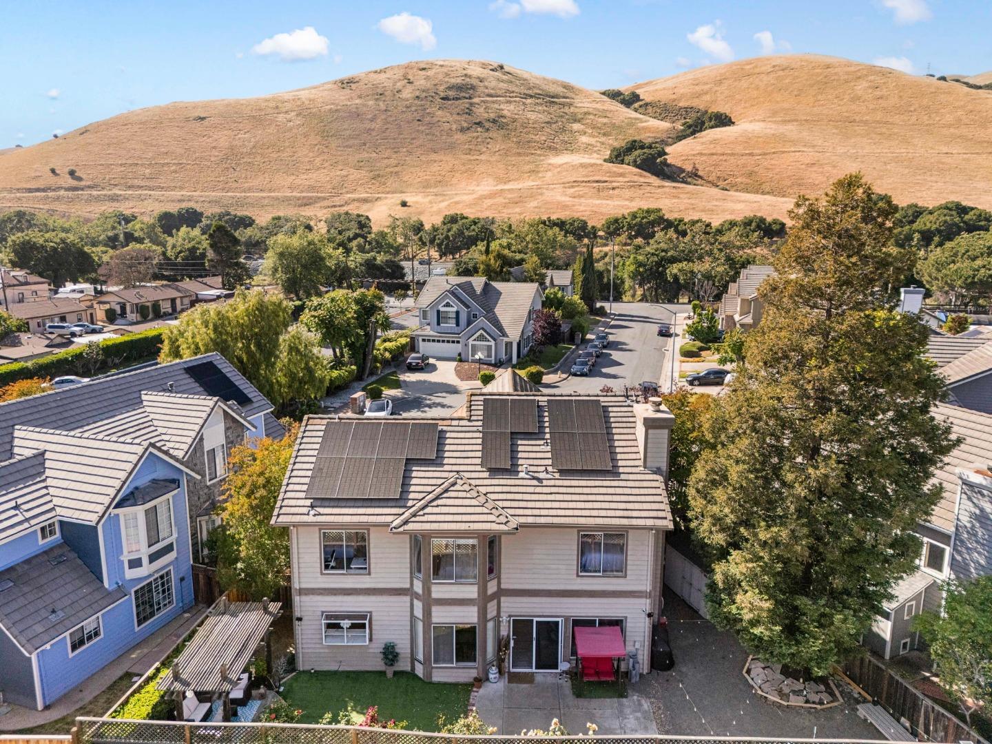 38173 Canyon Oaks Court